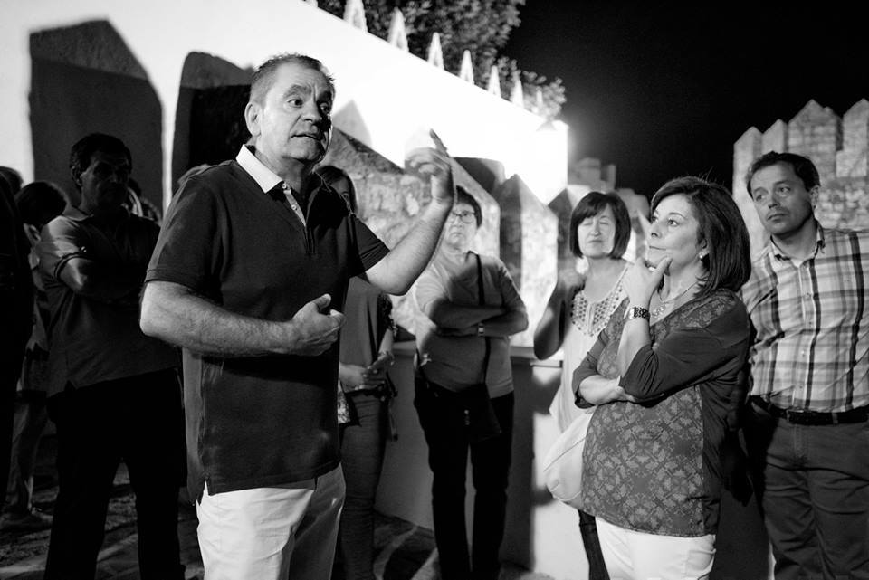 Fotografías de la Visita al barrio de la Villa dentro del programa Turismo para todos